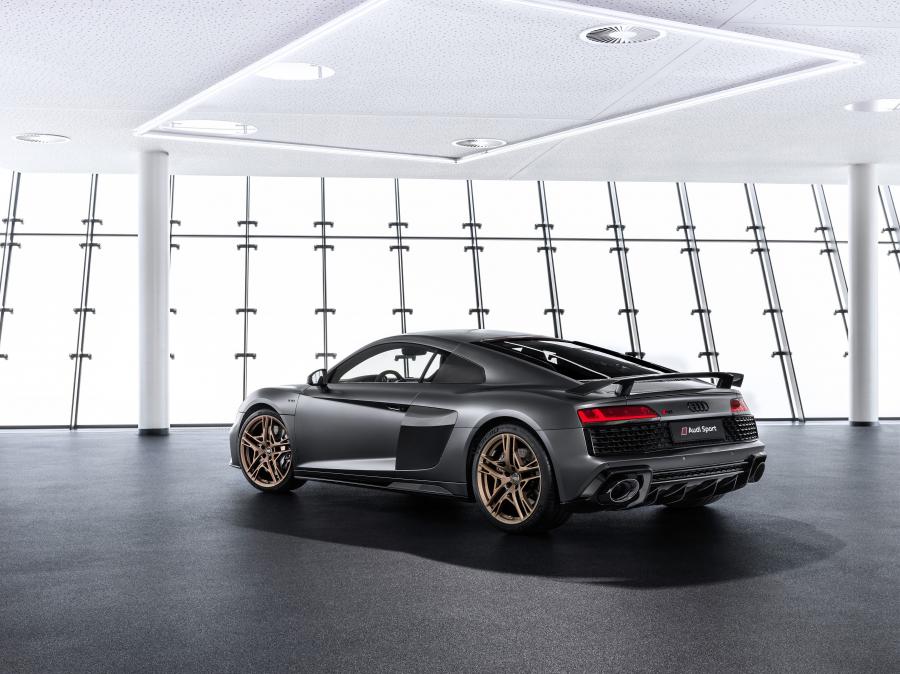  Audi R8 V10 Decennium 2019 года  (WW) (фото 4 из 15)